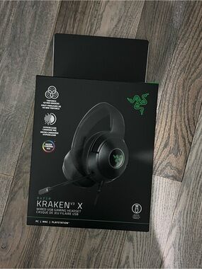 Razer Kraken V3 X Green Headset Packaging